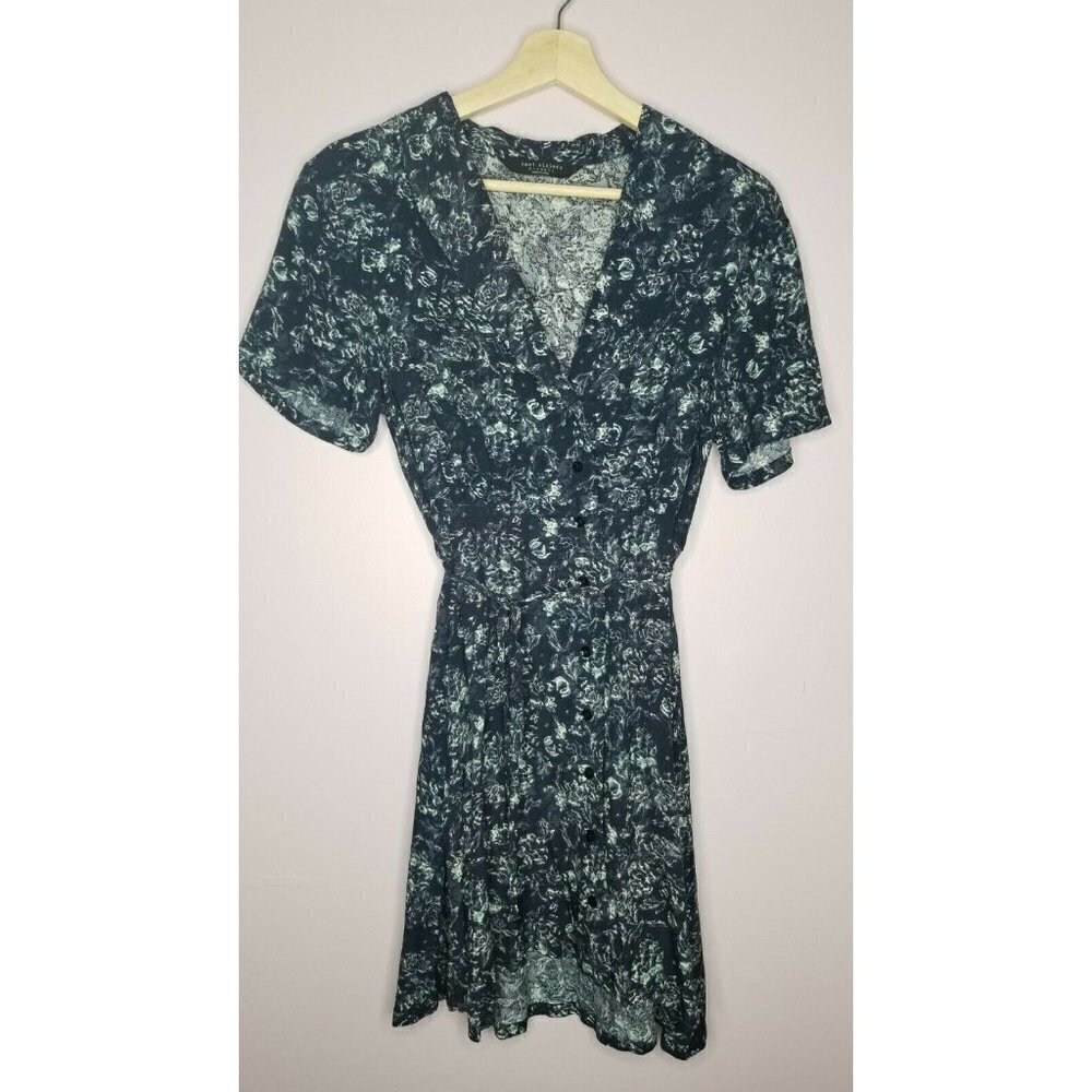 Knot Sisters Blue White Floral‎ Full Button Down Short Sleeve Dress Size XS